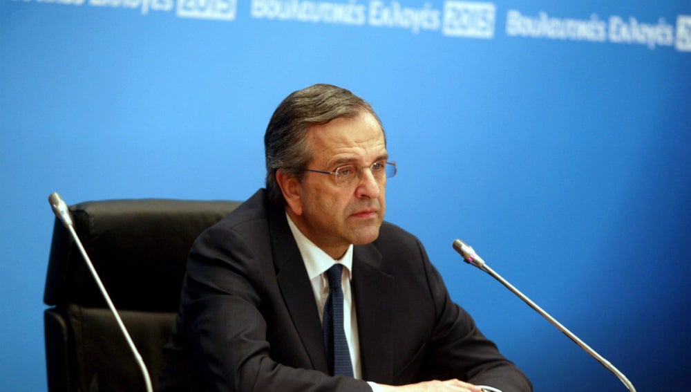 Samaras, con gesto serio tras perder el gobierno griego