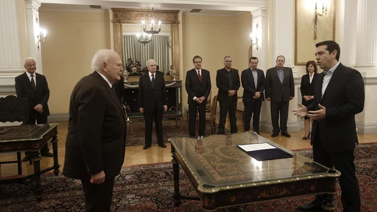 Alexis Tsipras jura su cargo como nuevo primer ministro Alexis Tsipras jura su cargo como nuevo primer ministro