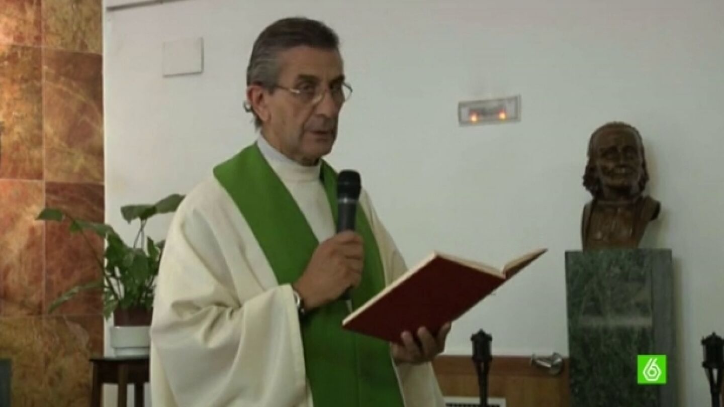 El padre Rom&aacute;n