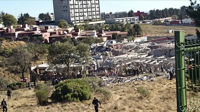 Explosión de un camión en Ciudad de México