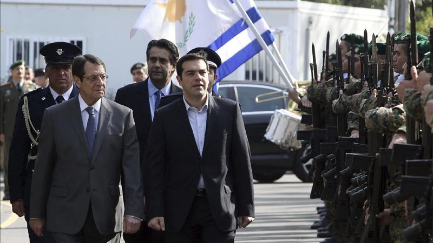 Tsipras con Nikos Anastasiadis, primer ministro de Chipre