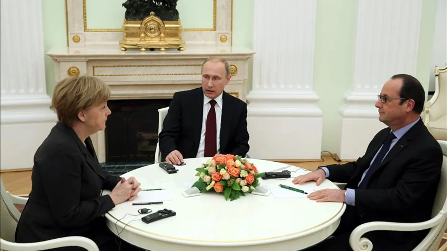 Angela Merkel, François Hollande, Vladimir Putin en el Kremlin, Moscú Angela Merkel, François Hollande, Vladimir Putin en el Kremlin, Moscú