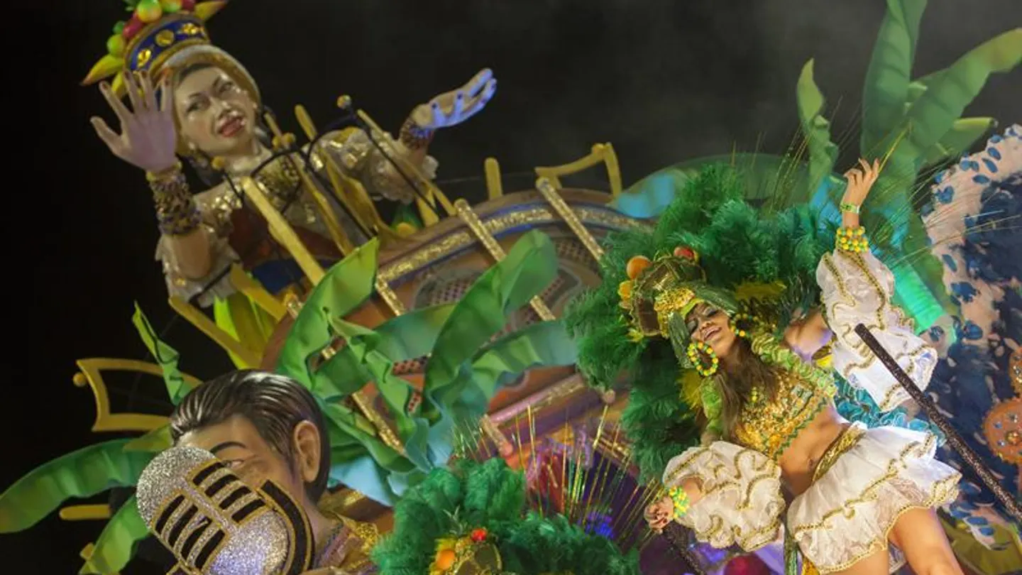 Brasil da el pistoletazo a cinco días de fiestas de Carnaval Brasil da el pistoletazo a cinco días de fiestas de Carnaval