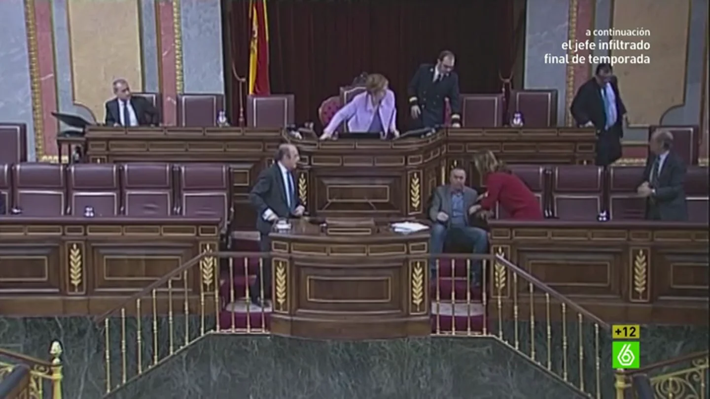 Vídeo manipulado Vídeo manipulado