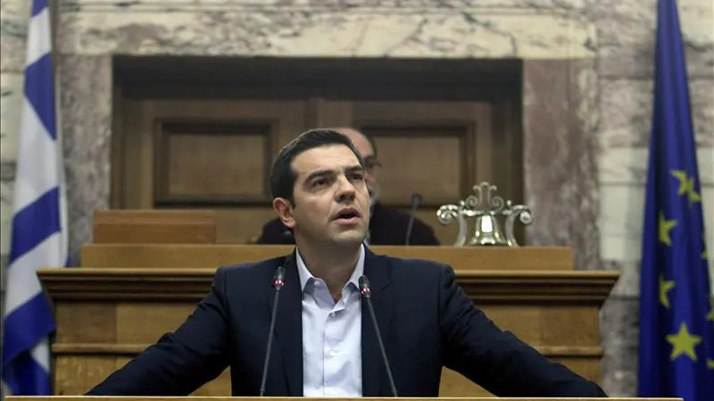 Alexis Tsipras acusa a Rajoy de liderar un eje contra Atenas