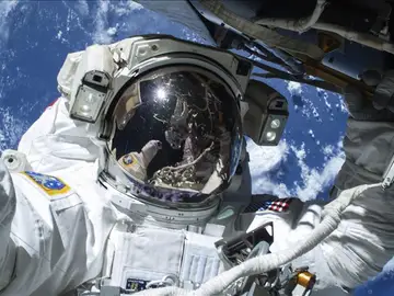 Dos astronautas de la NASA abandonan la EEI para una nueva caminata espacial Dos astronautas de la NASA abandonan la EEI para una nueva caminata espacial