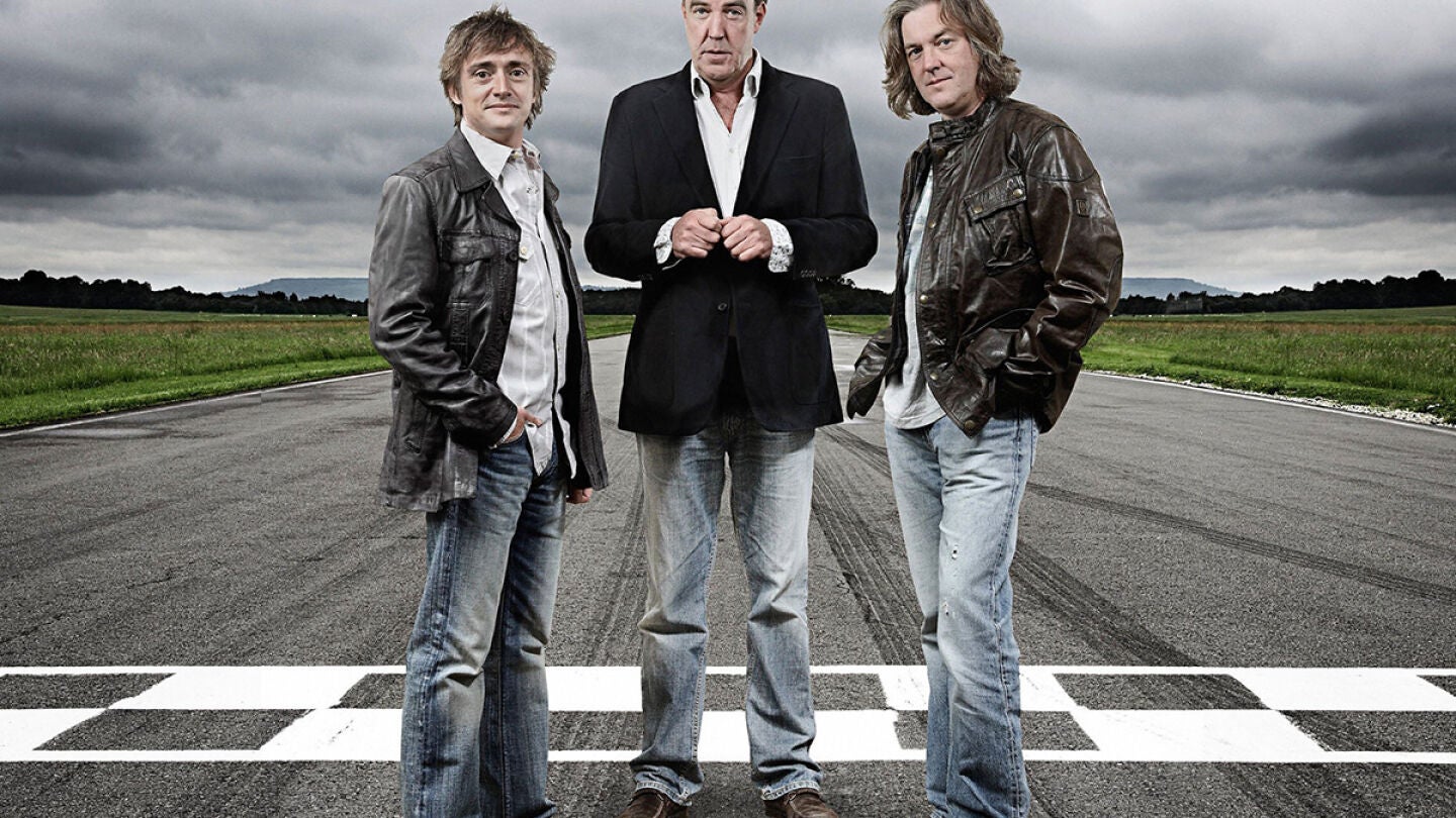 Jeremy Clarkson, de Top Gear, en el centro del grupo