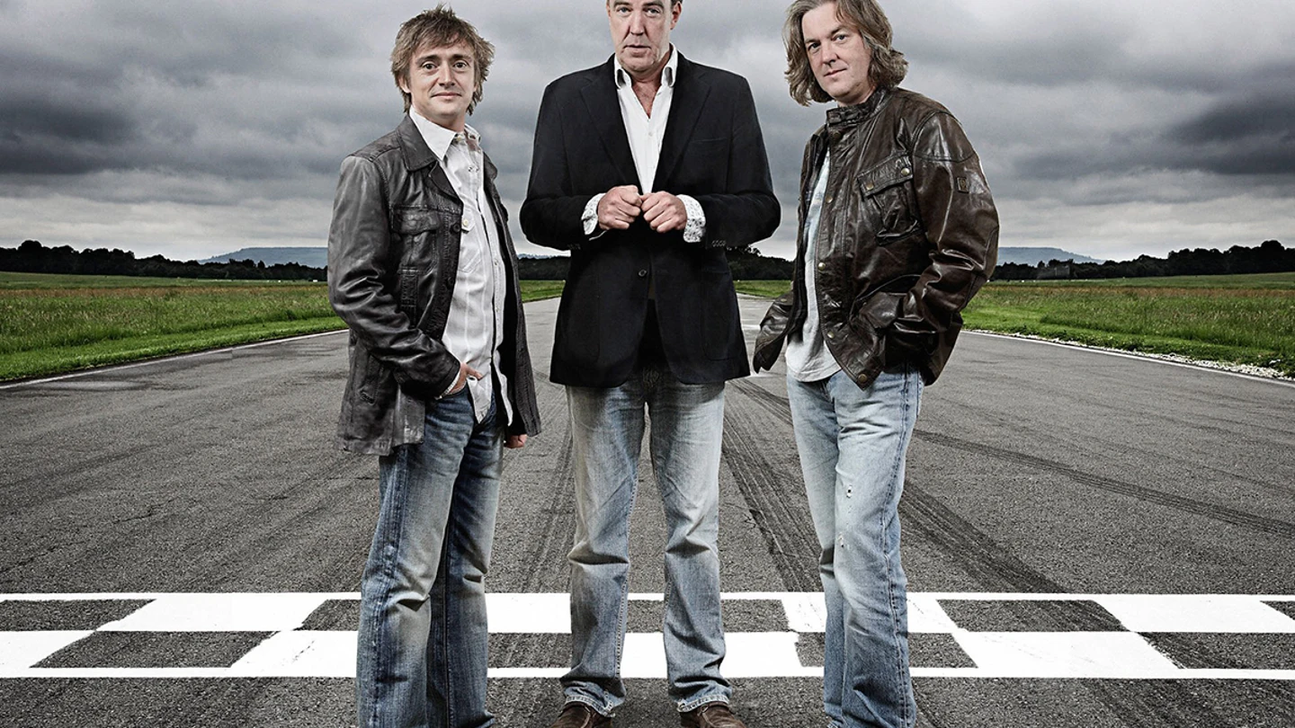 Jeremy Clarkson, de Top Gear, en el centro del grupo Jeremy Clarkson, de Top Gear, en el centro del grupo
