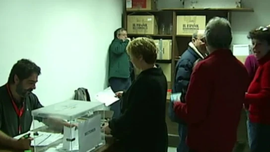 IU Madrid pregunta por la candidatura conjunta con Podemos y Ganemos IU Madrid pregunta por la candidatura conjunta con Podemos y Ganemos
