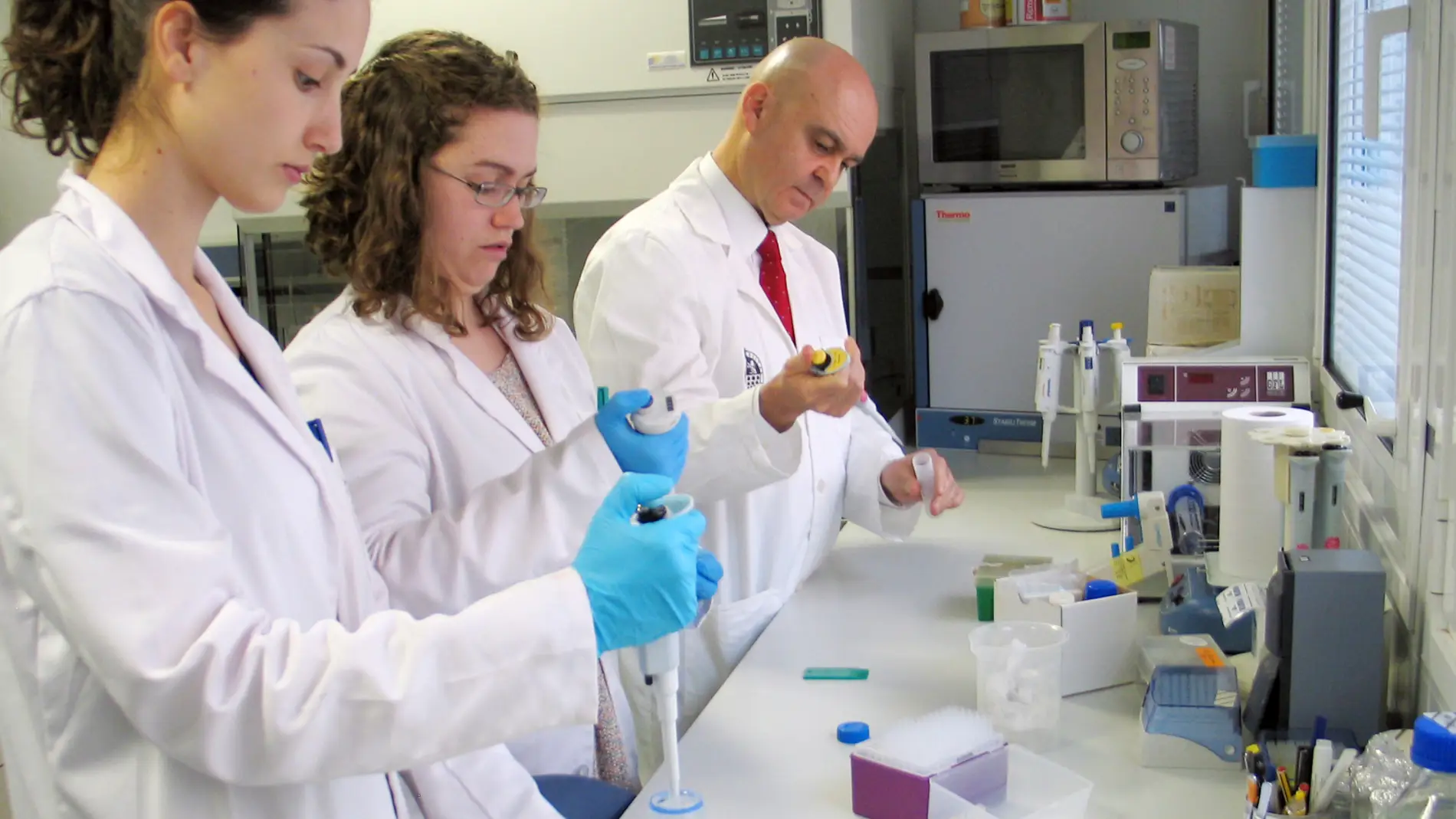 Investigadores del grupo Inmunobiología