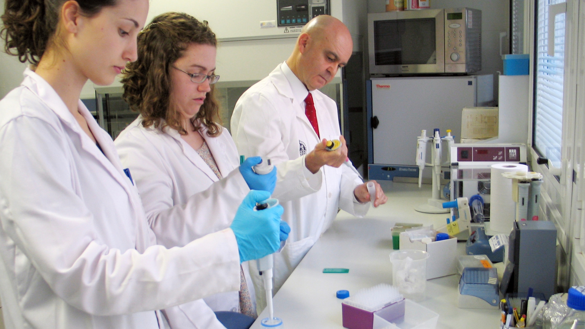 Investigadores del grupo Inmunobiología