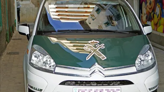 Un coche de la Guardia Civil. Un coche de la Guardia Civil.