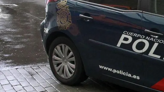 Un coche de la Policía Nacional. Un coche de la Policía Nacional.