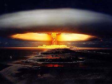 Explosión de una bomba nuclear Explosión de una bomba nuclear