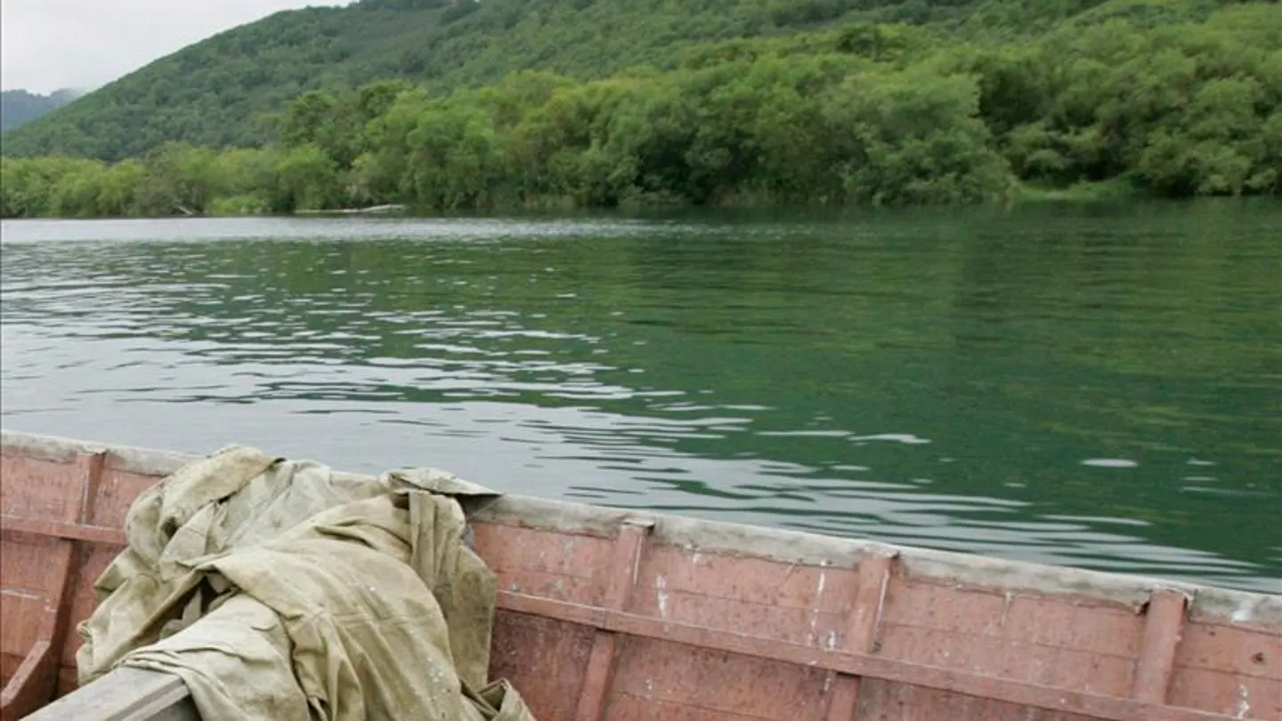 Mueren 54 marineros en hundimiento de un pesquero en Rusia oriental Mueren 54 marineros en hundimiento de un pesquero en Rusia oriental