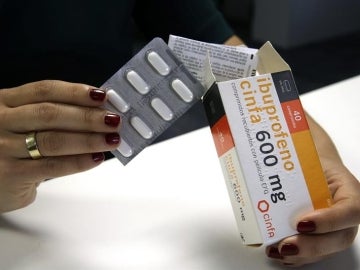 Caja de ibuprofeno Caja de ibuprofeno