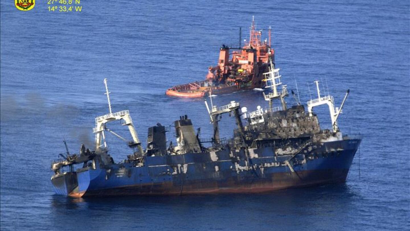 El pesquero ruso 'Oleg Naidenov' se hunde a 28 kil&oacute;mentro de las costas canarias 