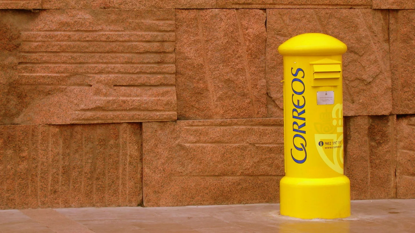 Imagen de un Buzón de Correos Imagen de un Buzón de Correos