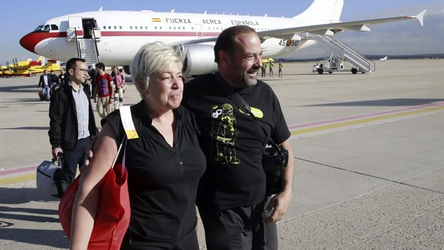 Llegan a Madrid los primeros españoles evacuados de Nepal tras el seísmo Llegan a Madrid los primeros españoles evacuados de Nepal tras el seísmo