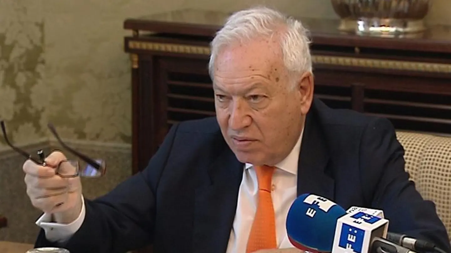 El ministro de Asuntos Exteriores, José Manuel García-Margallo, tras su comparecencia El ministro de Asuntos Exteriores, José Manuel García-Margallo, tras su comparecencia