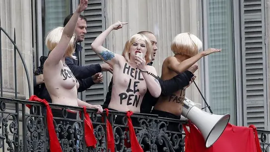 Femen boicotea el acto de Marine Le Pen Femen boicotea el acto de Marine Le Pen