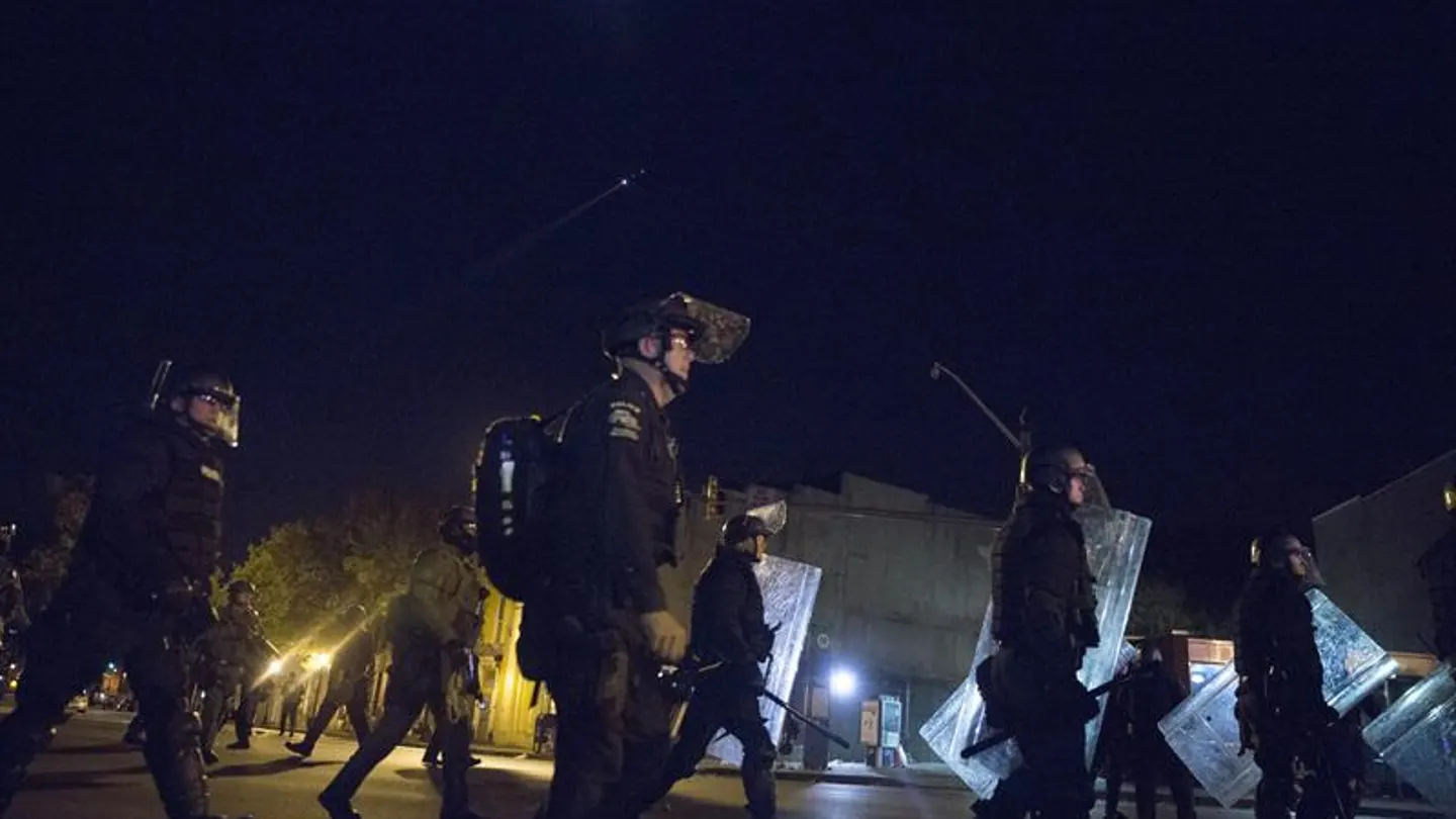 Polícia antidisturbios en EEUU Polícia antidisturbios en EEUU