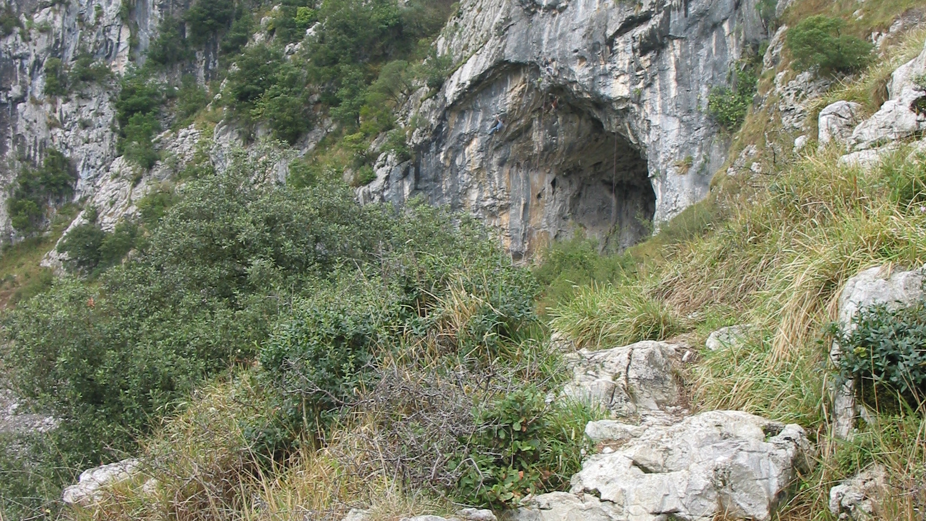 El Mirón, Ramales de la Victoria, Cantab