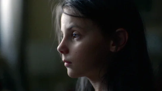 Ani descubre a Álex Ani descubre a Álex