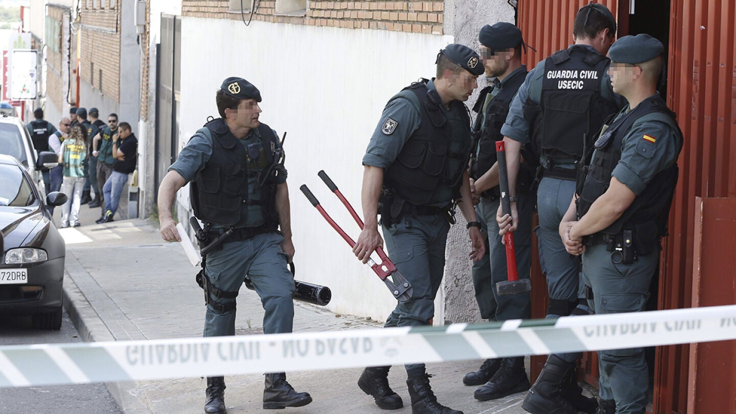 Agentes de la Unidad Central Operativa (UCO)