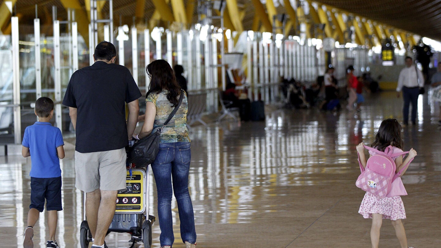  viajeros en el aeropuerto Adolfo Su&aacute;rez Madrid-Barajas
