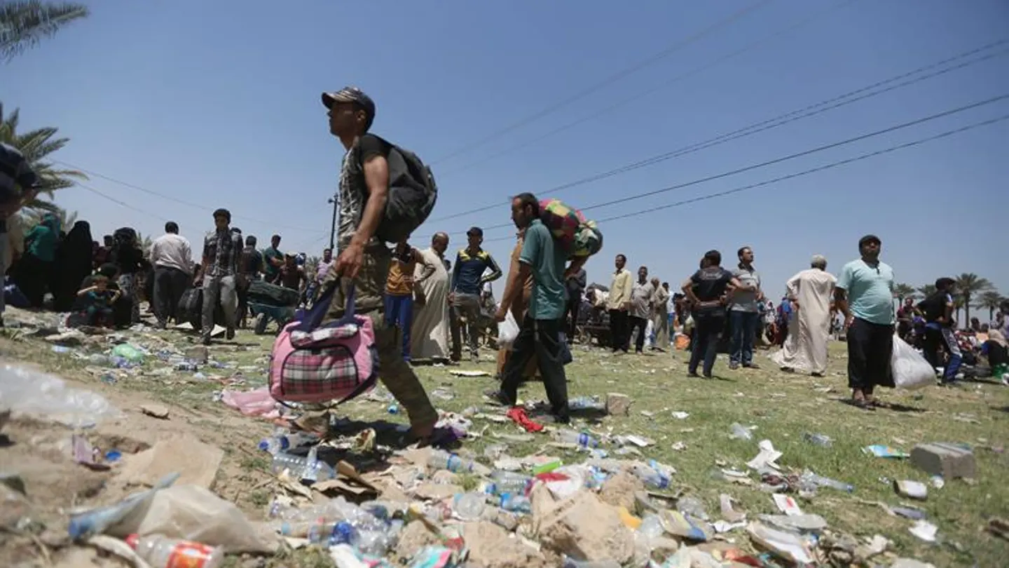 6.000 desplazados huyen de la ciudad de Ramadi, en Irak 6.000 desplazados huyen de la ciudad de Ramadi, en Irak