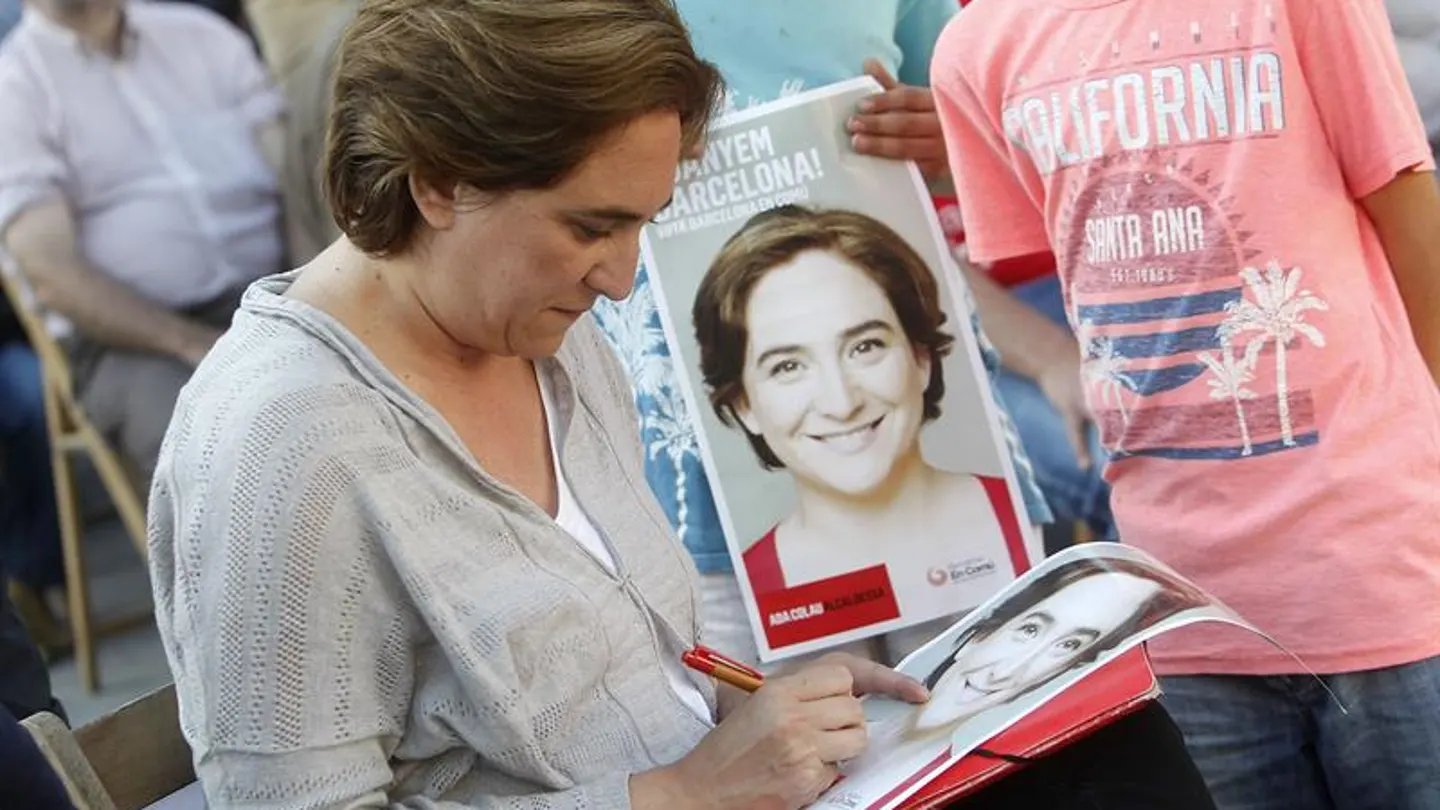Ada Colau ultima la campaña electoral Ada Colau ultima la campaña electoral