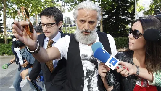 Marcos Benavent habla con los medios Marcos Benavent habla con los medios