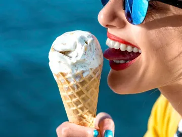 Una joven come un helado Una joven come un helado