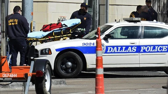Abaten al presunto autor del tiroteo contra una comisaría de Dallas Abaten al presunto autor del tiroteo contra una comisaría de Dallas
