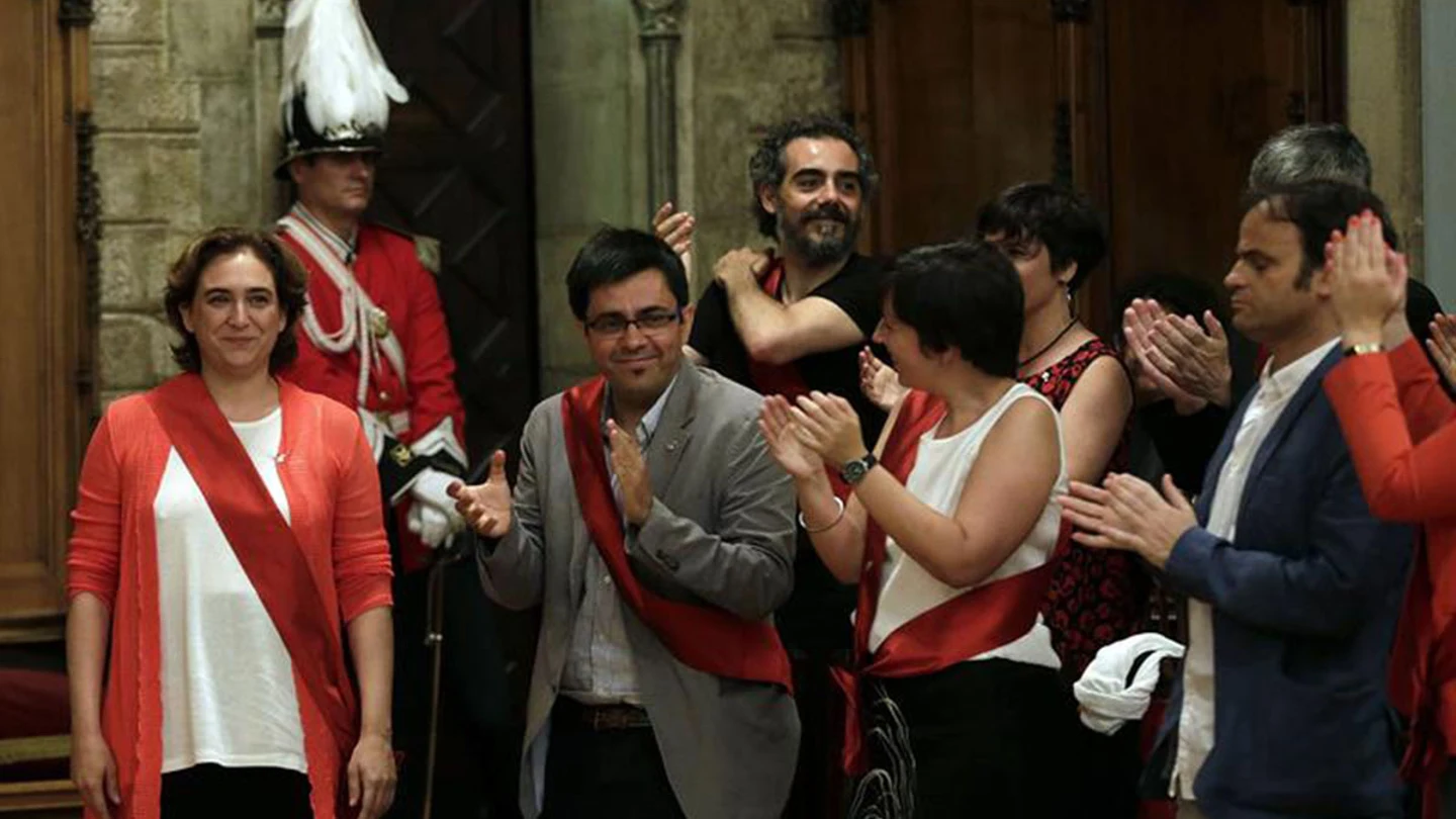 Ada Colau nueva alcaldesa de Barcelona Ada Colau nueva alcaldesa de Barcelona