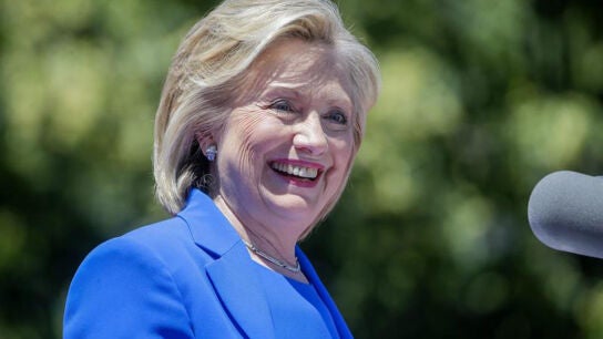 Hillary Clinton: "No me presento para algunos estadounidenses, sino para todos los estadounidenses"