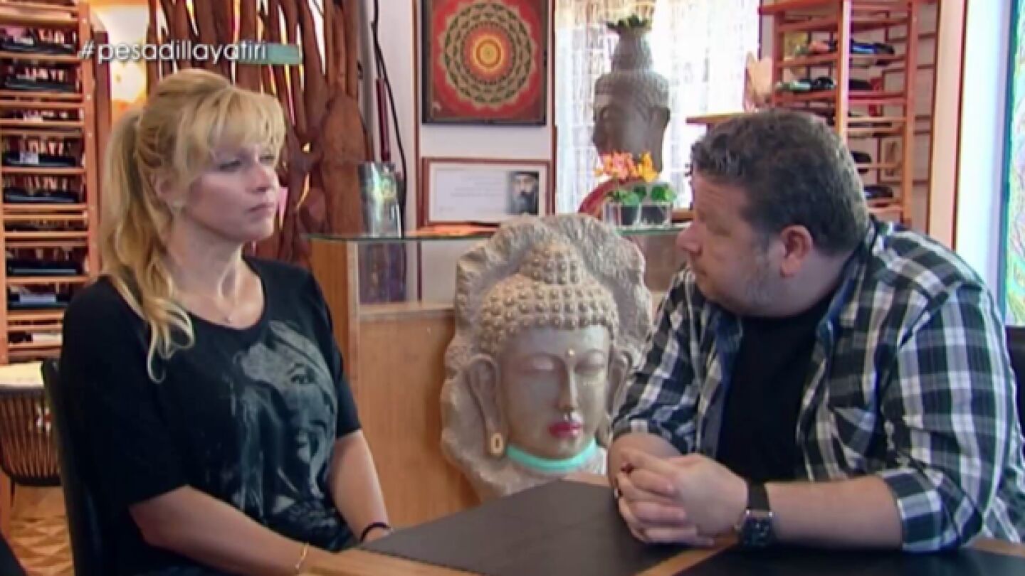 Marisa le cuenta la situaci&oacute;n del Yatiri a Chicote