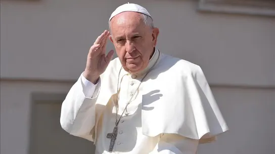 El Papa critica a los países que cierran sus puertas a los inmigrantes El Papa critica a los países que cierran sus puertas a los inmigrantes