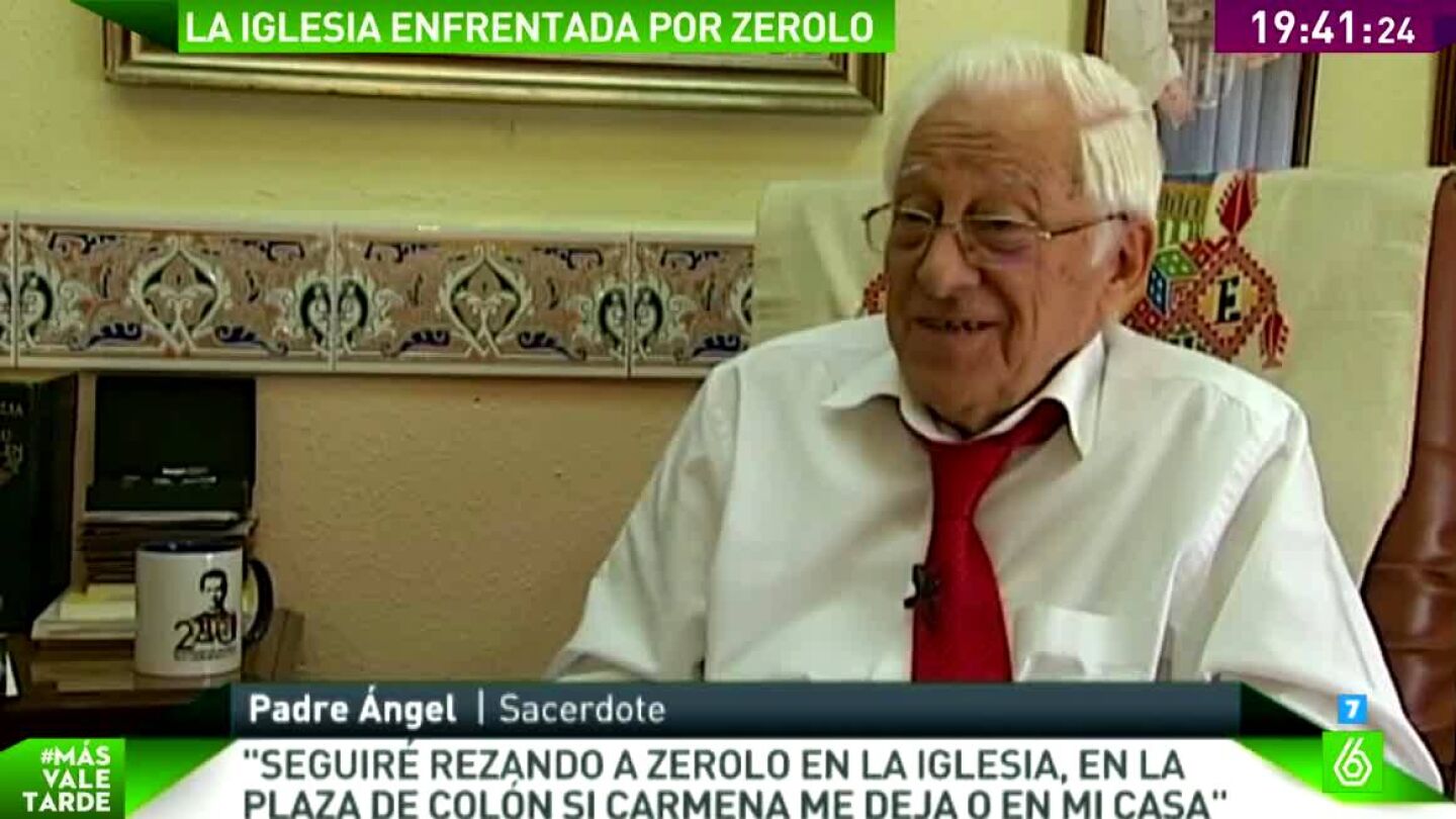 Padre &Aacute;ngel: "Yo ya sab&iacute;a cu&aacute;ndo sali&oacute; el pastor con la estola de la bandera gay que me iban a dar palos"