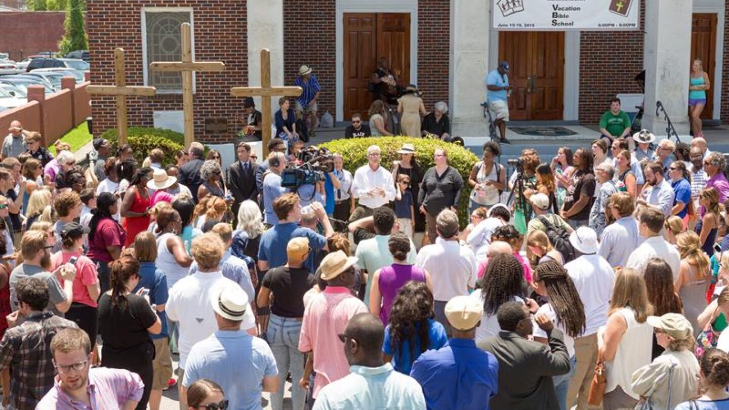 Vecinos de las v&iacute;ctimas de Charleston 
