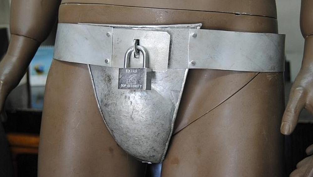 Los cinturones de castidad para hombres se en Kenia posibles ataques