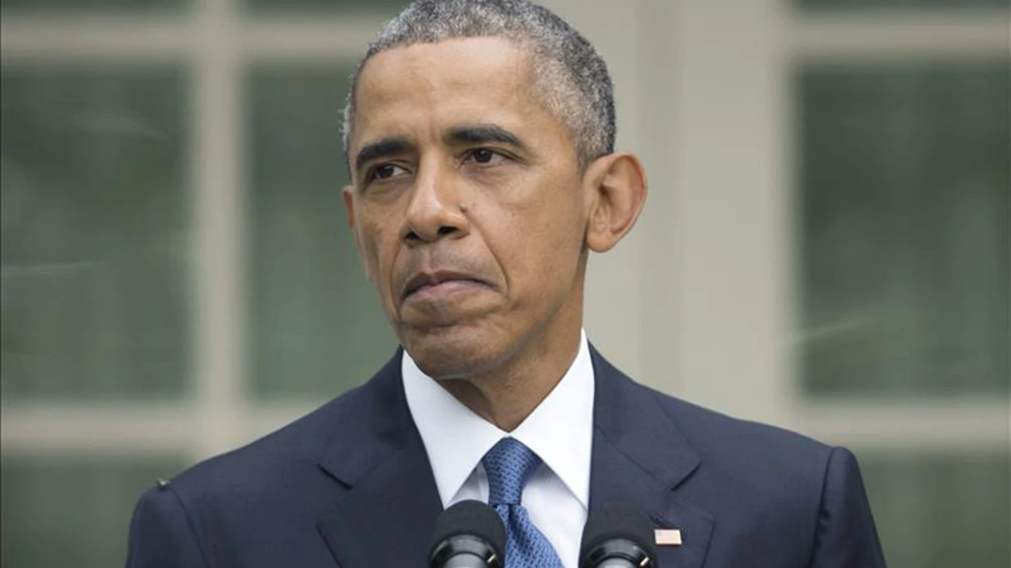 Obama pide el fin de la violencia armada y el racismo en una conmovedora elegía Obama pide el fin de la violencia armada y el racismo en una conmovedora elegía