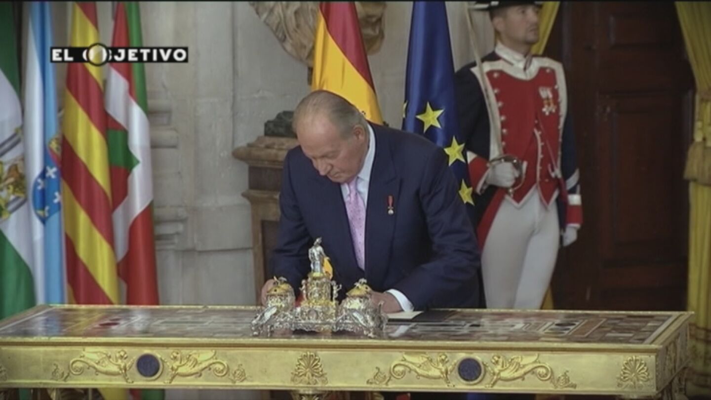 Juan Carlos I abdica de la Corona de Espa&ntilde;a