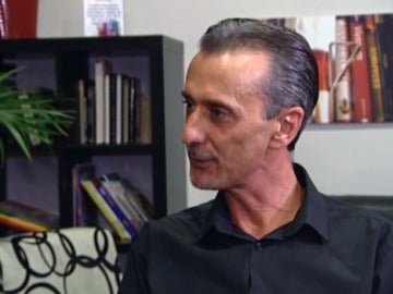 Luismi le cuenta varias anécdotas a Chicote Luismi le cuenta varias anécdotas a Chicote
