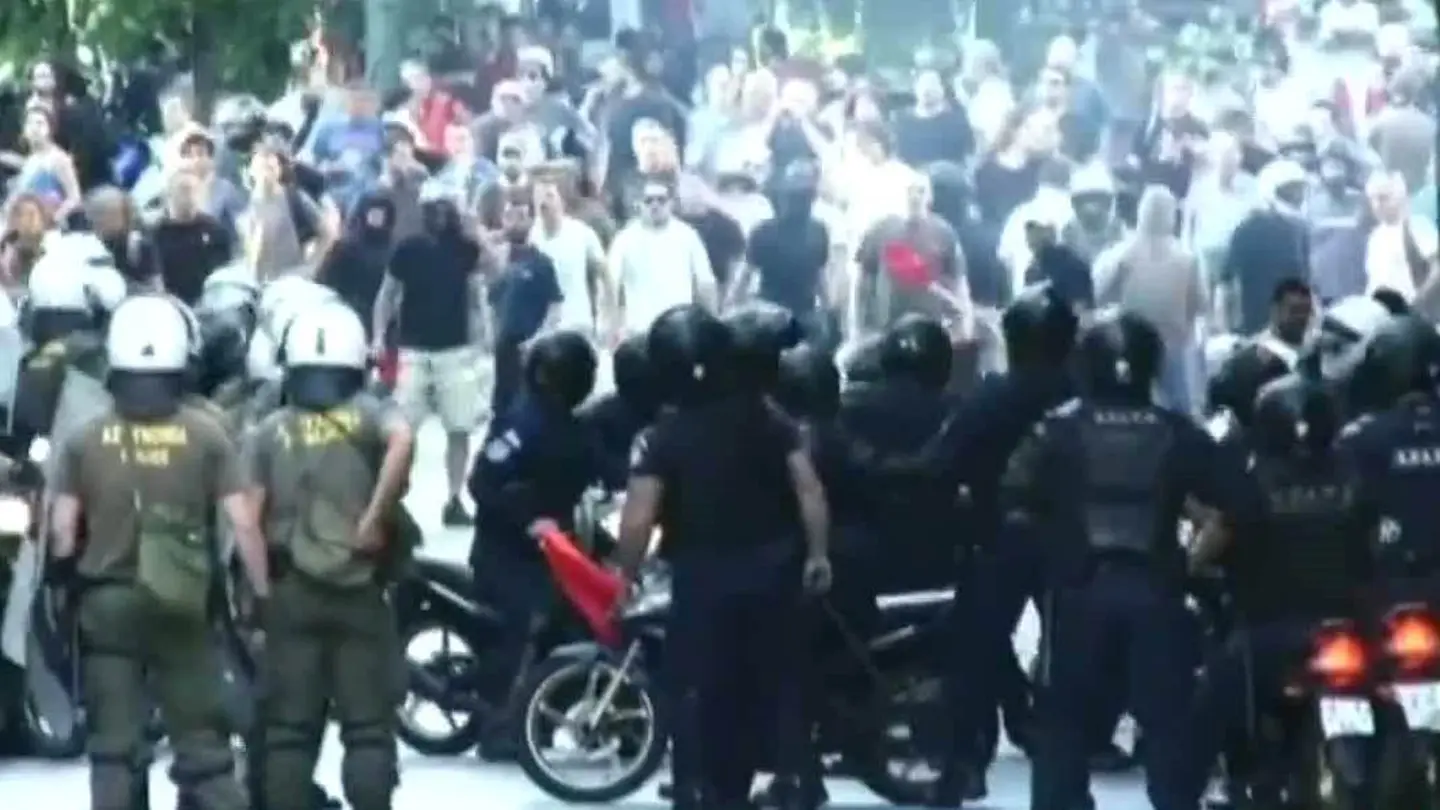 Altercados Grecia sumario Altercados Grecia sumario