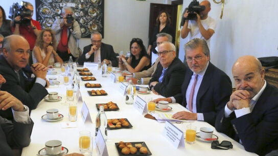 Desayuno informativo del ministro de Cultura, M&eacute;ndez de Vigo, con el sector del cine