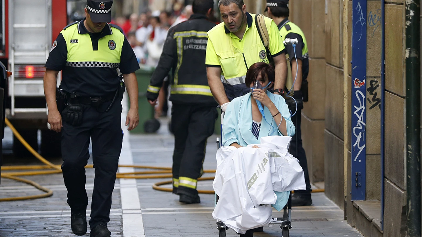 Dos personas han sido trasladadas al Complejo Hospitalario de Navarra Dos personas han sido trasladadas al Complejo Hospitalario de Navarra