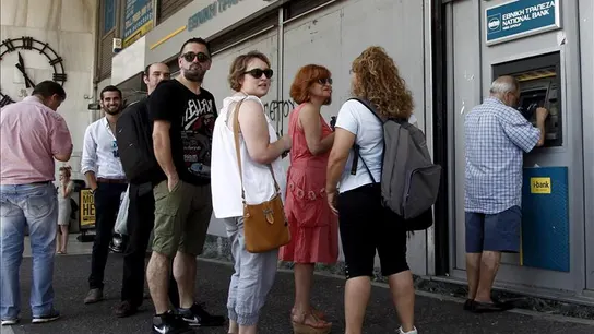Grecia prorroga corralito hasta próximo domingo con las mismas restricciones Grecia prorroga corralito hasta próximo domingo con las mismas restricciones