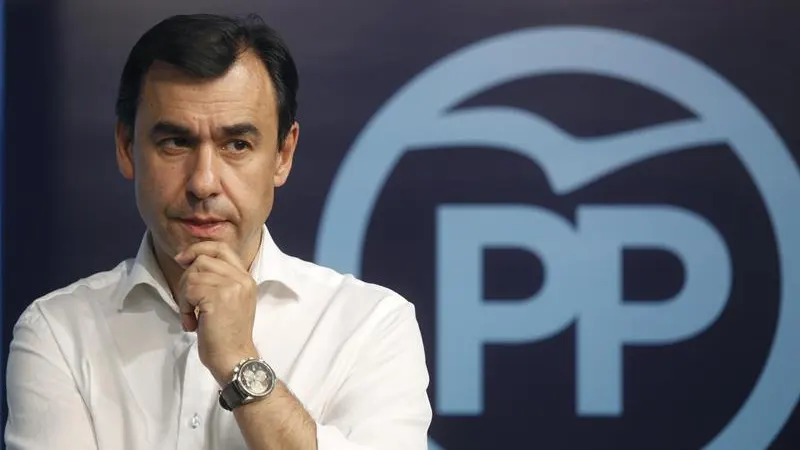 El nuevo logo del PP enmarca la gaviota dentro de un círculo El nuevo logo del PP enmarca la gaviota dentro de un círculo